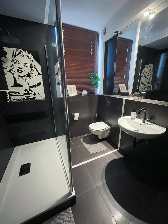 Przestronny W Centrum Poznania - Stare Apartament *