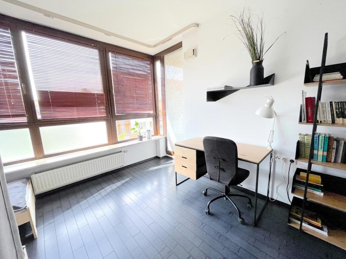 Przestronny W Centrum Poznania - Stare Apartament *